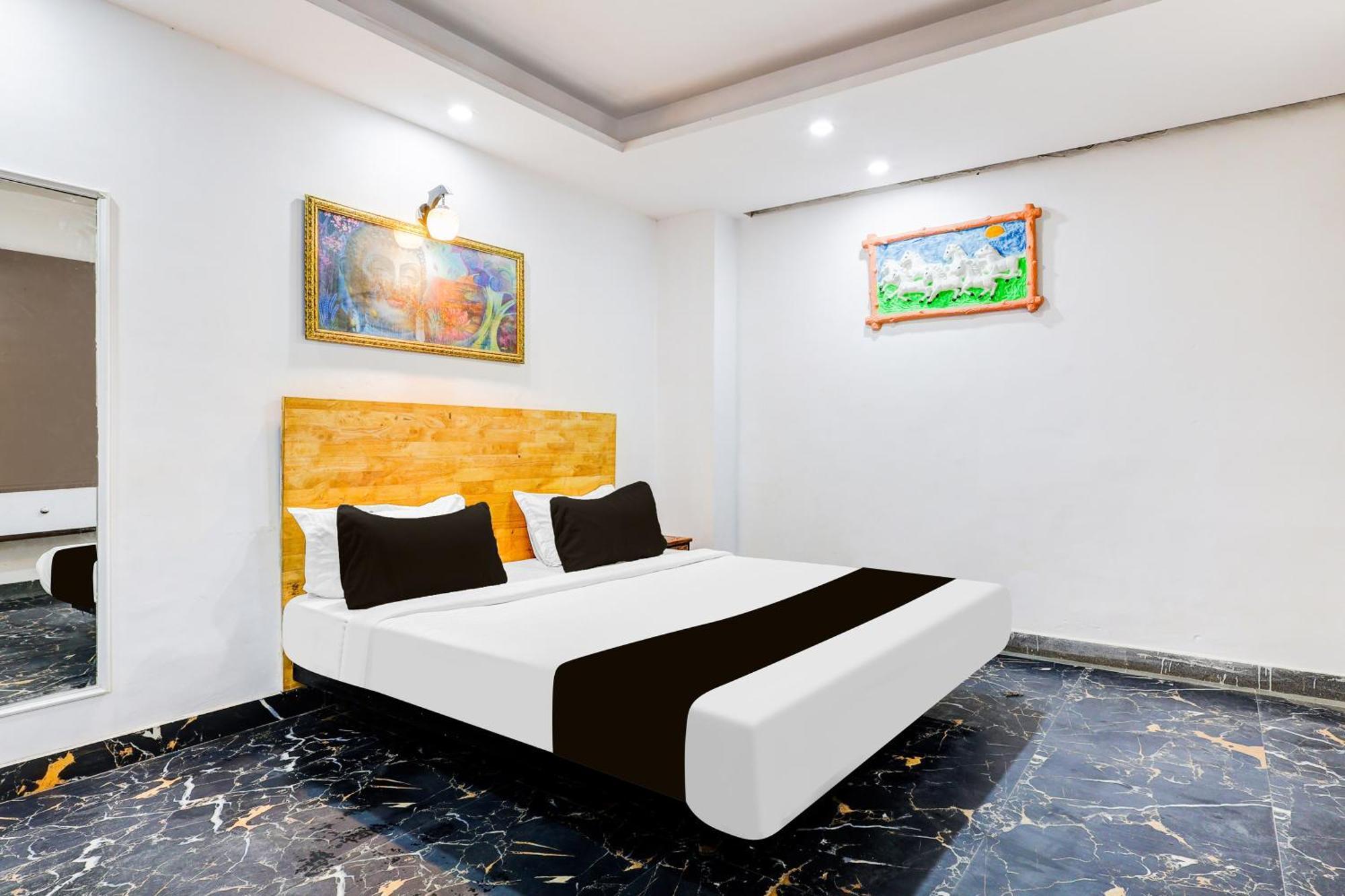 Hotel O Hari Nagar Ashram Ню Делхи Екстериор снимка