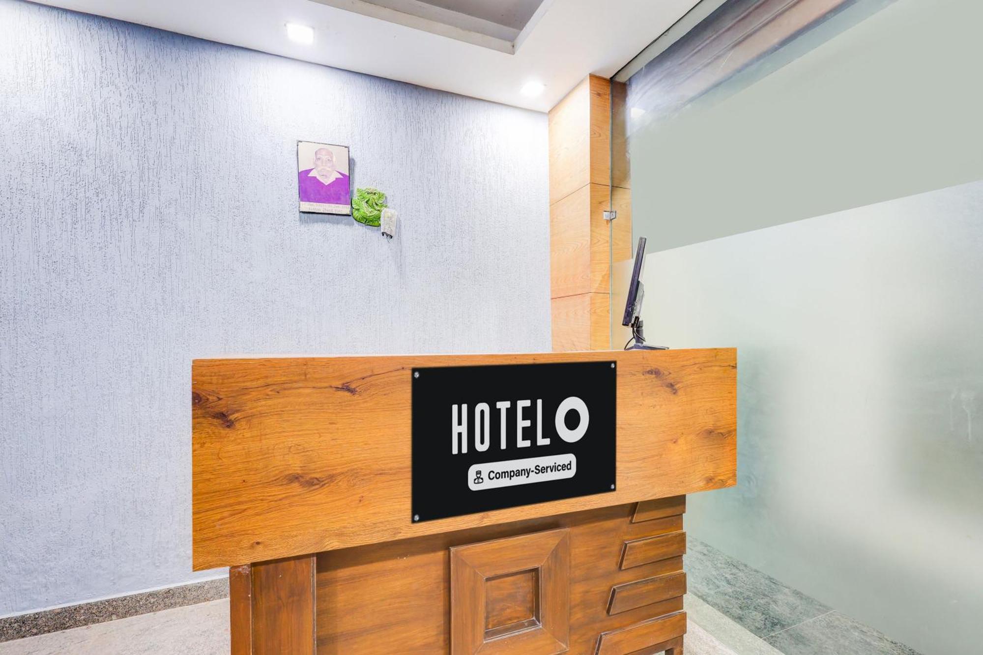 Hotel O Hari Nagar Ashram Ню Делхи Екстериор снимка