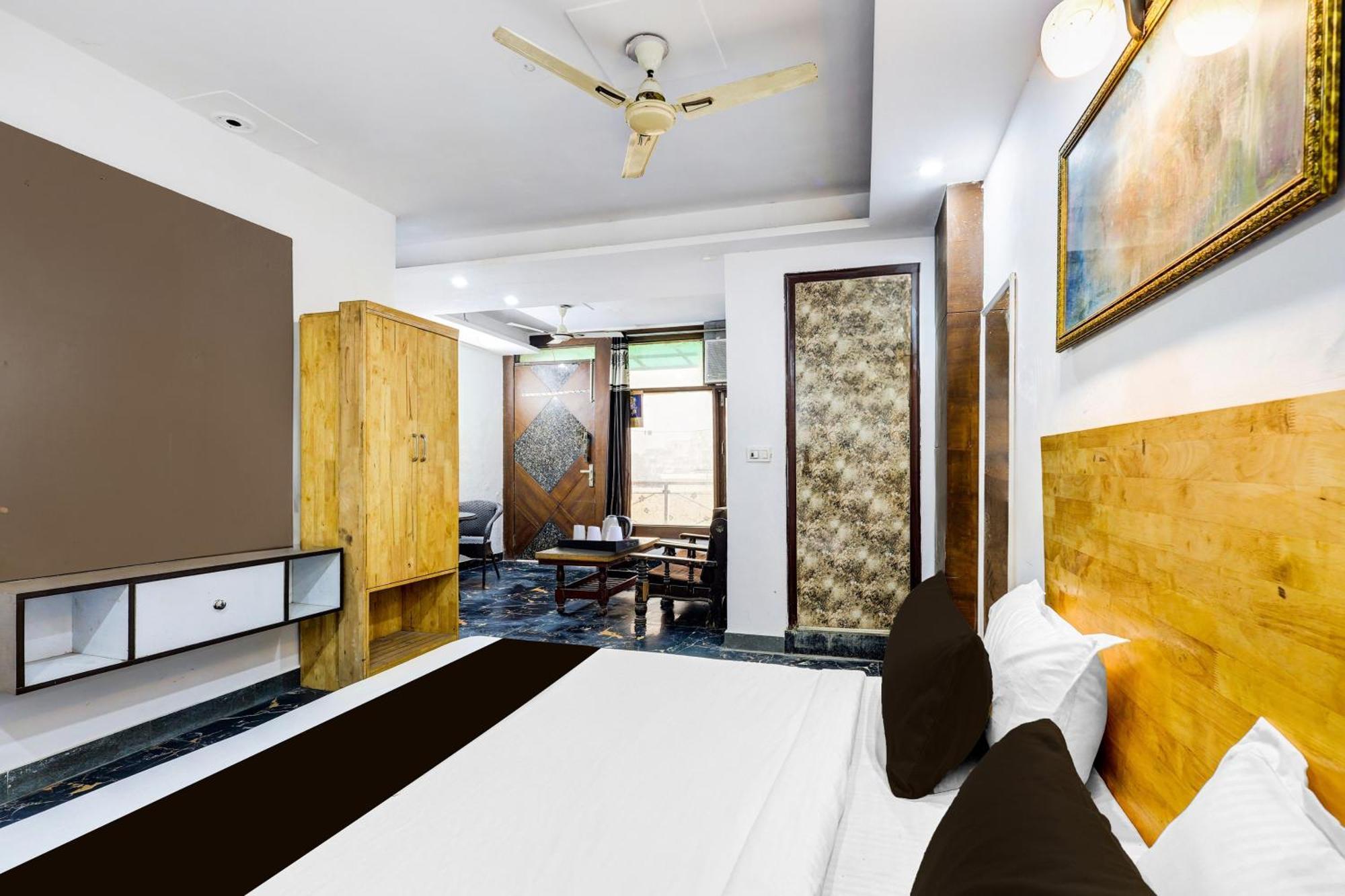 Hotel O Hari Nagar Ashram Ню Делхи Екстериор снимка
